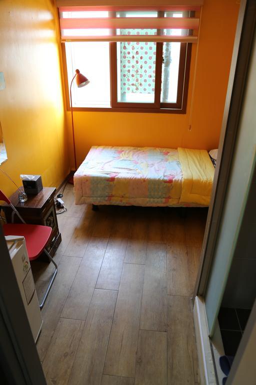 Feliz Guesthouse, Seoul Station Bagian luar foto